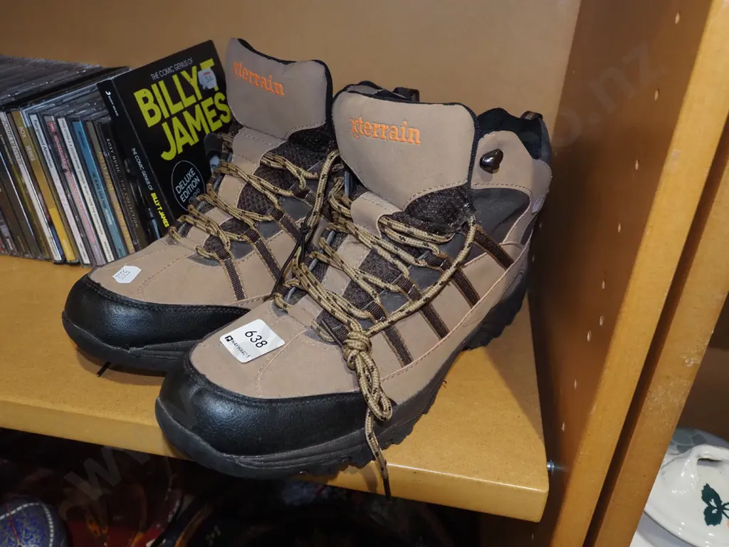 as new X Terrain size 9 boots Image 1++