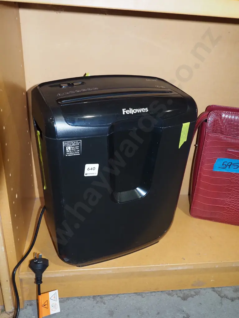 paper shredders Image 1++