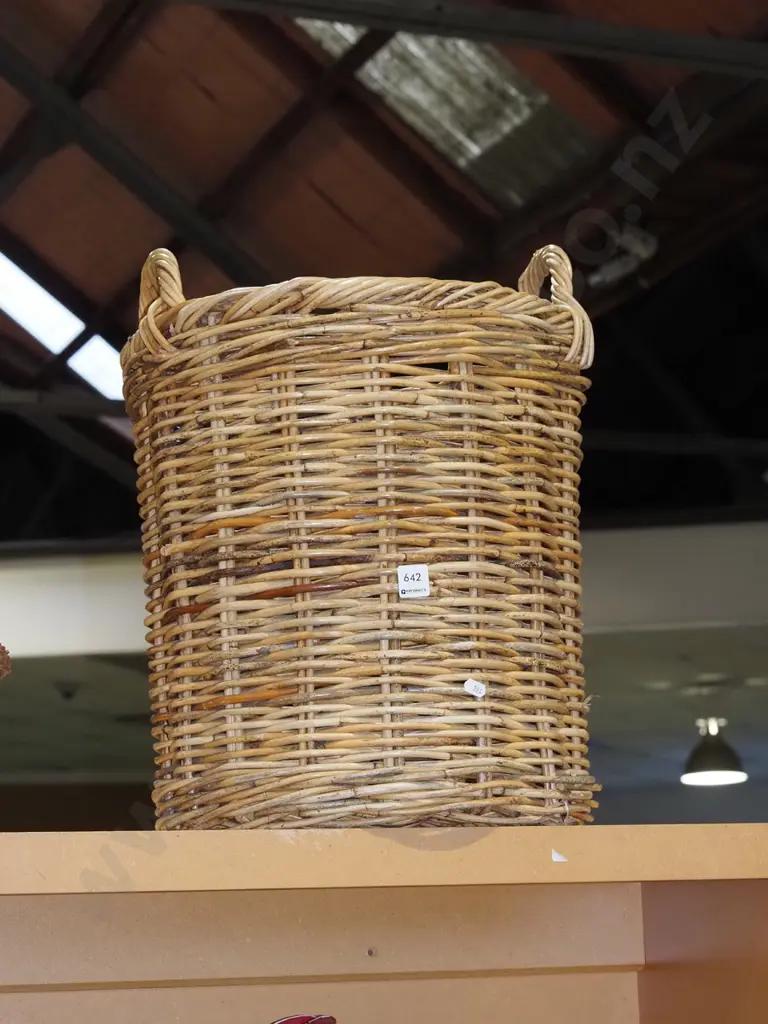 cane wood basket H440 Image 1++
