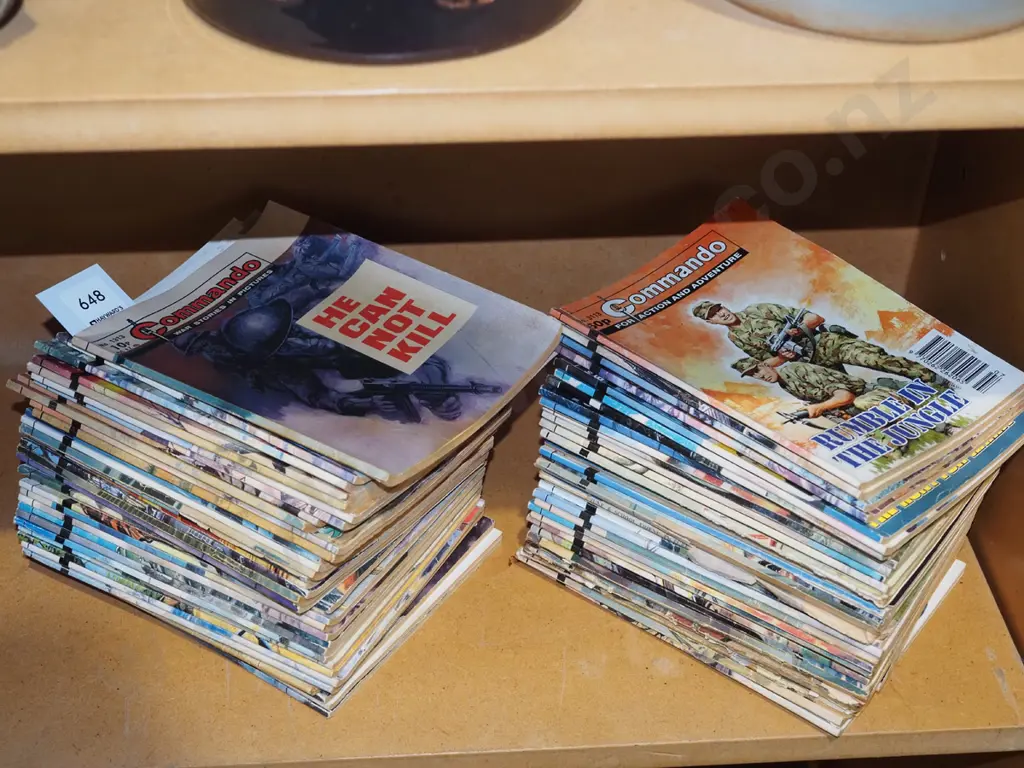 2x stacks of Commando magazines Image 1++