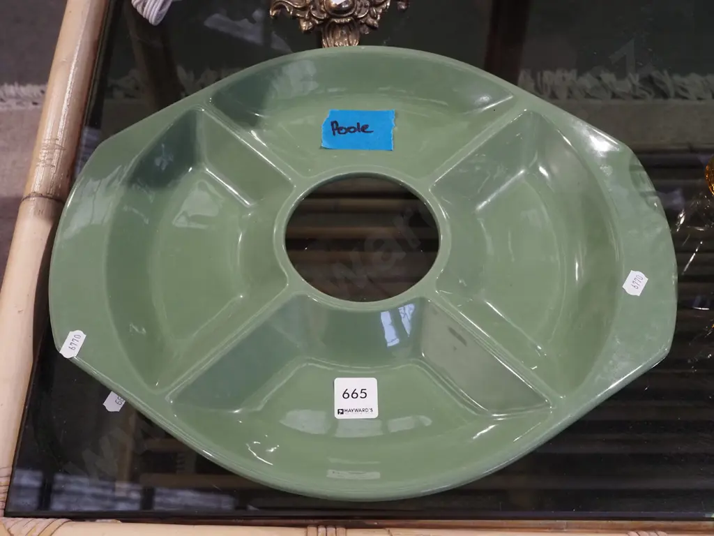 Poole segmented serving platter Diam390 Image 1++