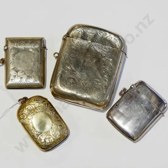 2x small plated vesta cases, small brass vesta case, 1x larger plated vesta case