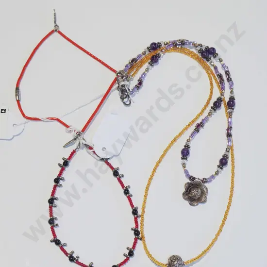 2x beaded necklaces & 2x braclets