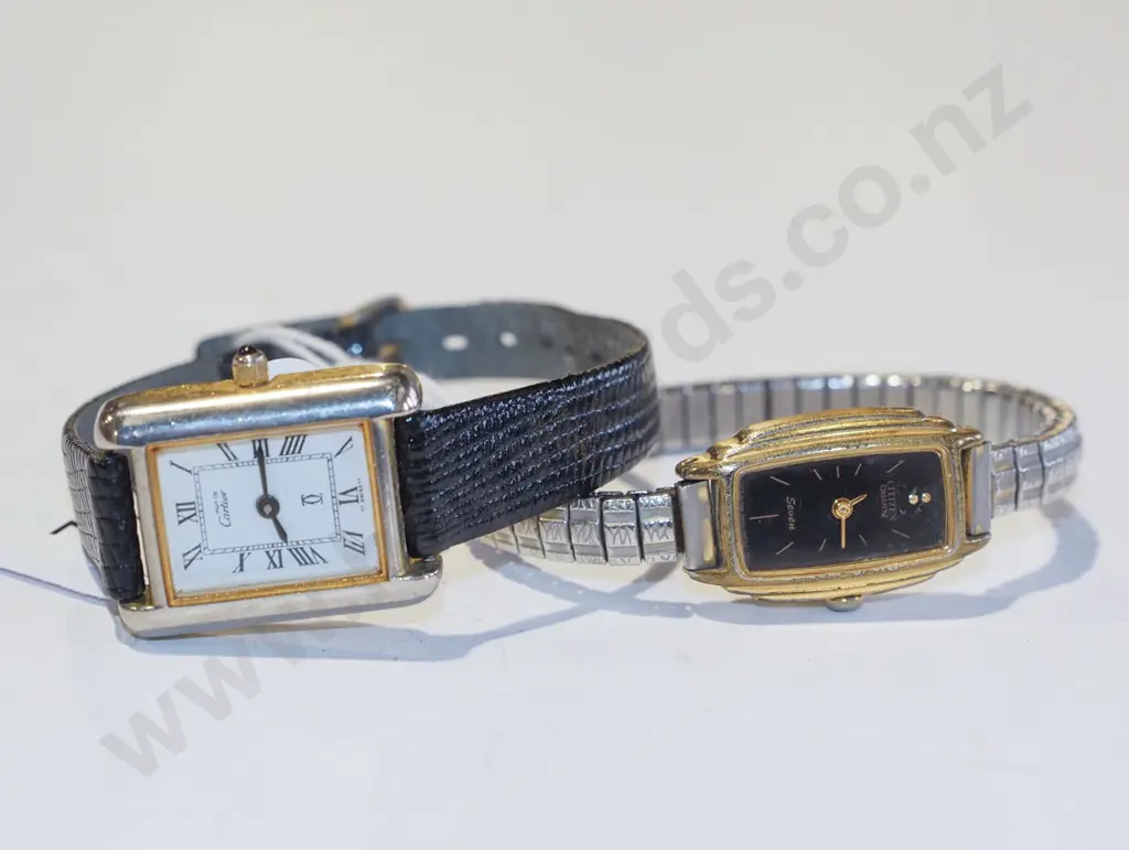 2x ladies wristwatches Image 1++