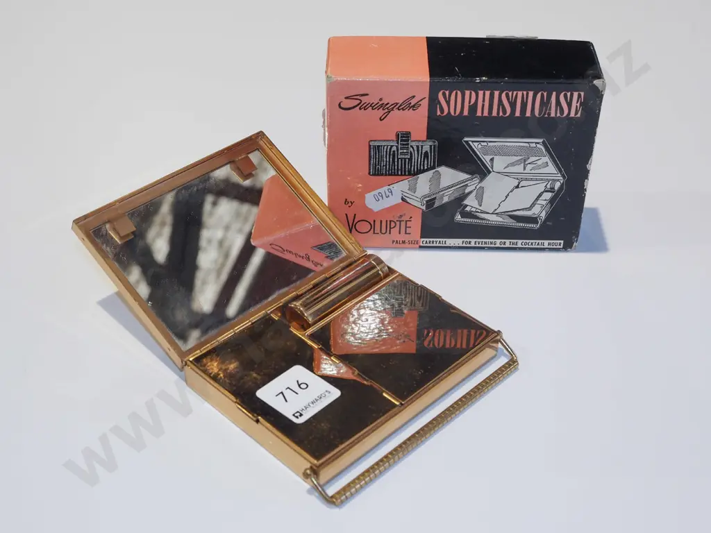 retro Swinglok palm sized carry-all "for evening or the cocktail hour" Image 1++