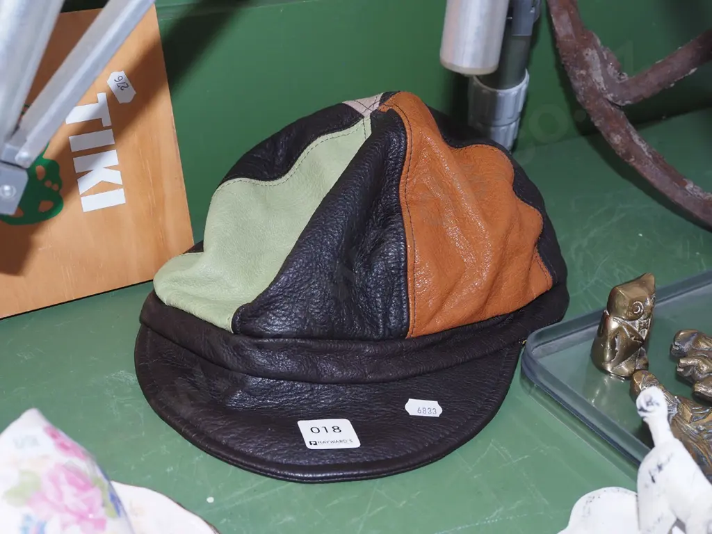 ladies leather cap Image 1++