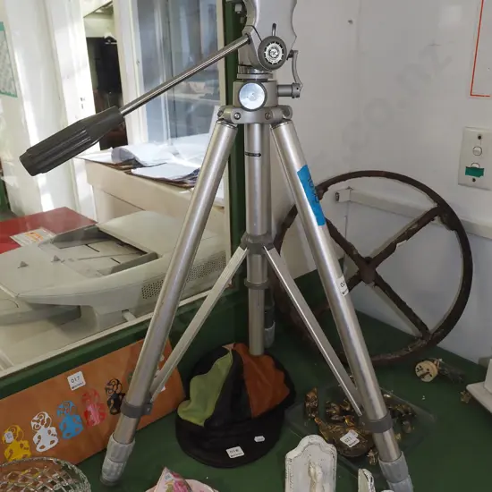 Japanese camera tripod