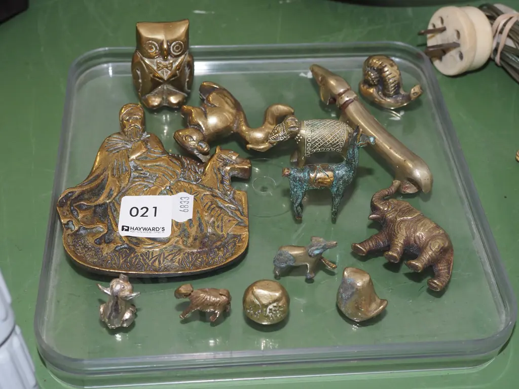brass ware; figurines, ashtray Image 1++