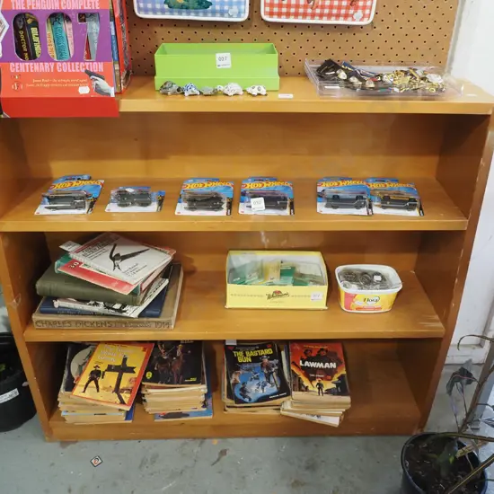 solid rimu bookcase - varnish needs attention H825 W930 D225