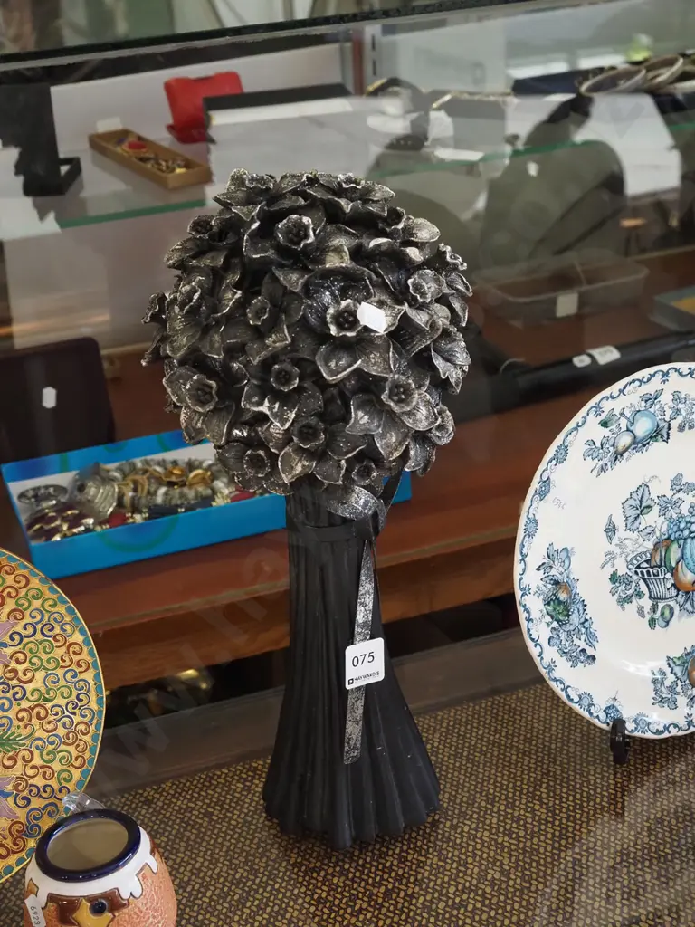 metal floral ornament H380 Image 1++