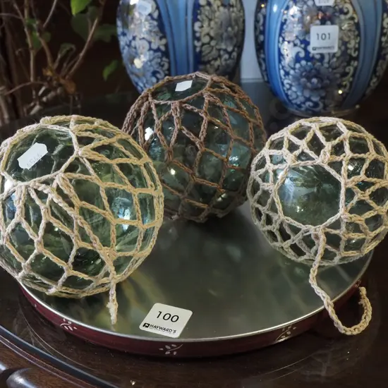 3x small reproduction fishing buoys