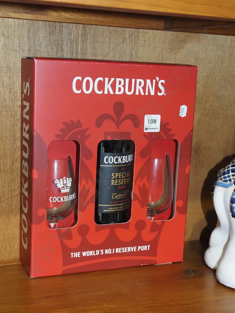presentation box of Cockburn's Special Reserve port Image 1++