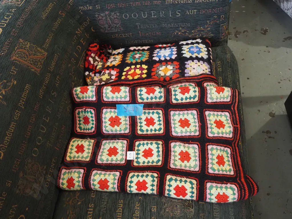 3x crochet blankets Image 1++
