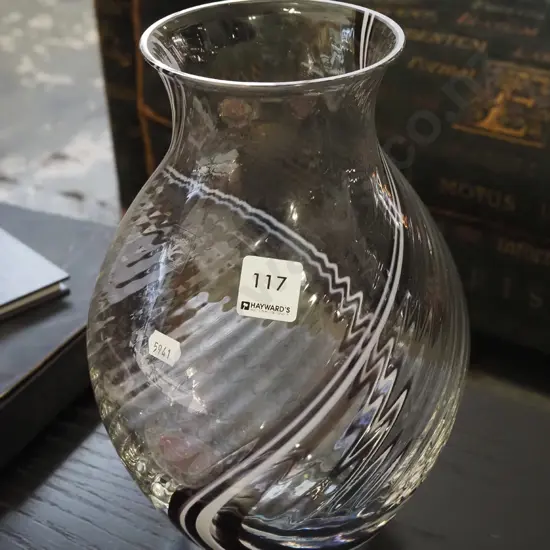 Caithness crystal vase H280
