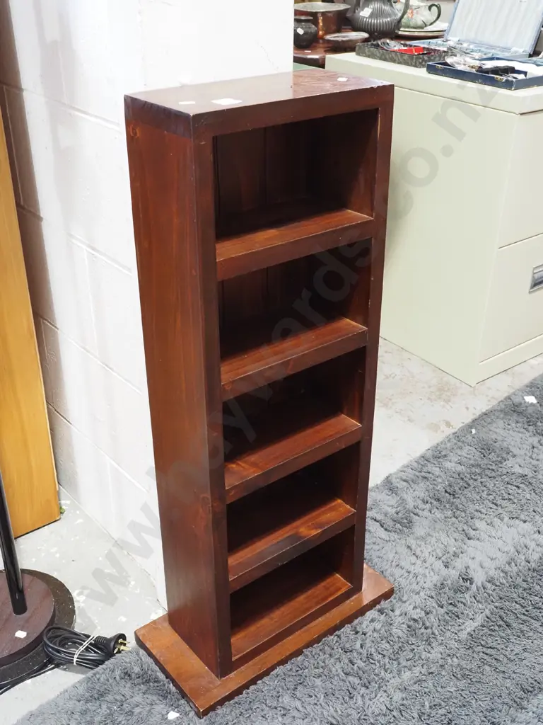 small pine bookcase H830  Image 1++