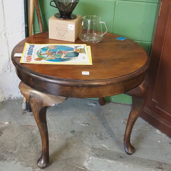 mahogany cab leg circular end table