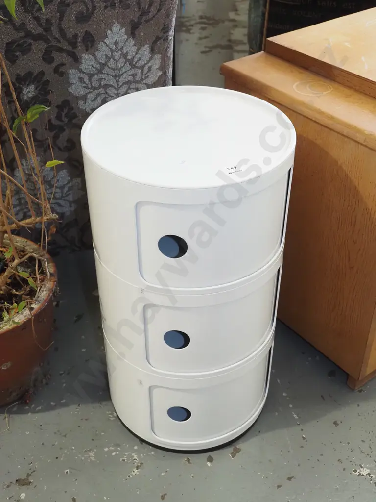 cylindrical white plastic bedside cabinet with sliding doors Image 1++