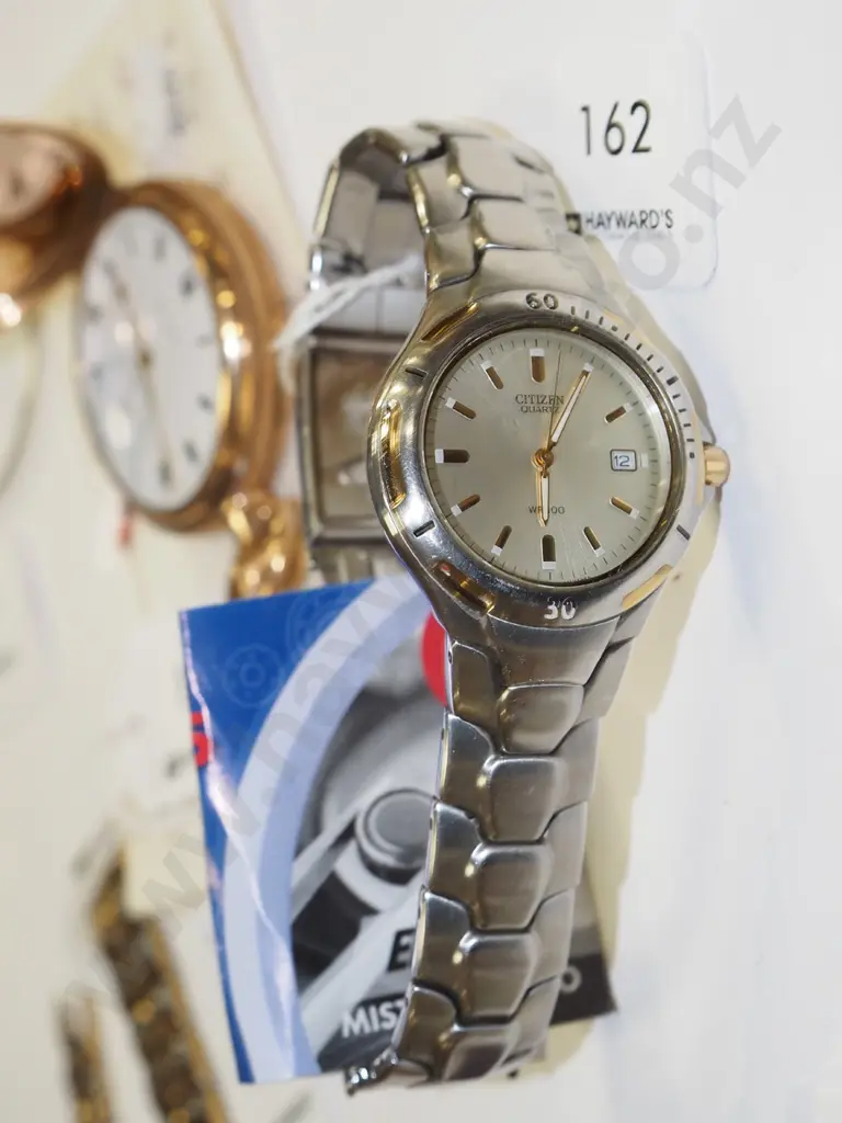 Citizens men's wristwatch Image 1++
