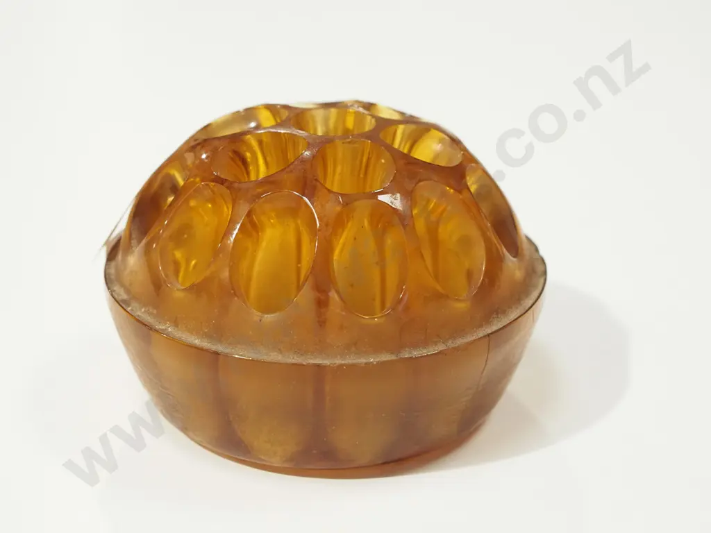 amber glass florist's frog Image 1++