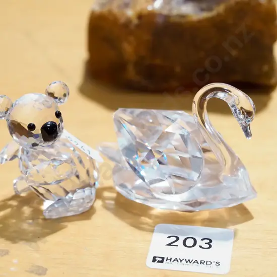 Swarovski crystal swan and teddy bear Swan H45mm