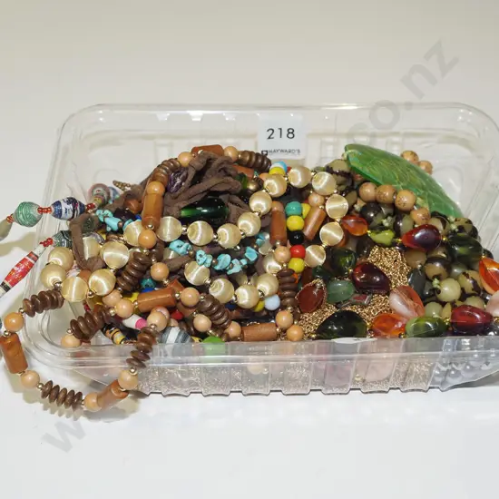 tray of costume jewellery