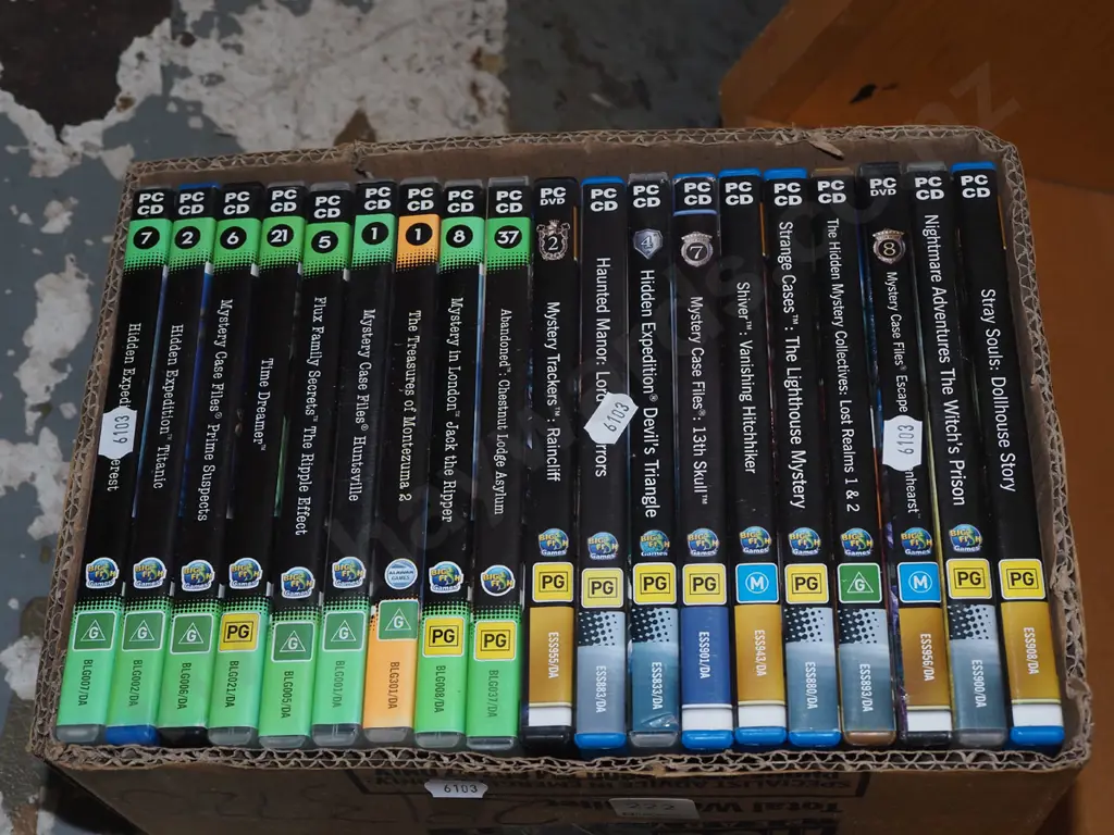 box of pc computer games Image 1++