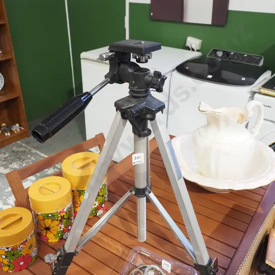 camera tripod