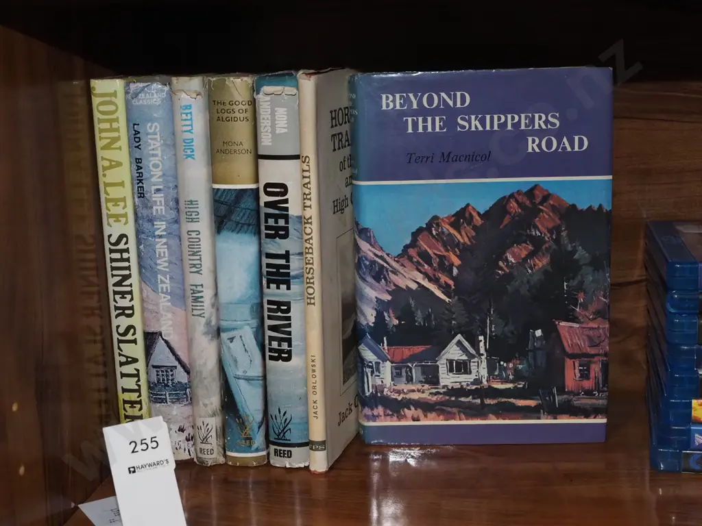NZ books Image 1++