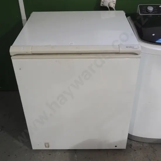 small Frigidaire chest freezer H900 W730 D630