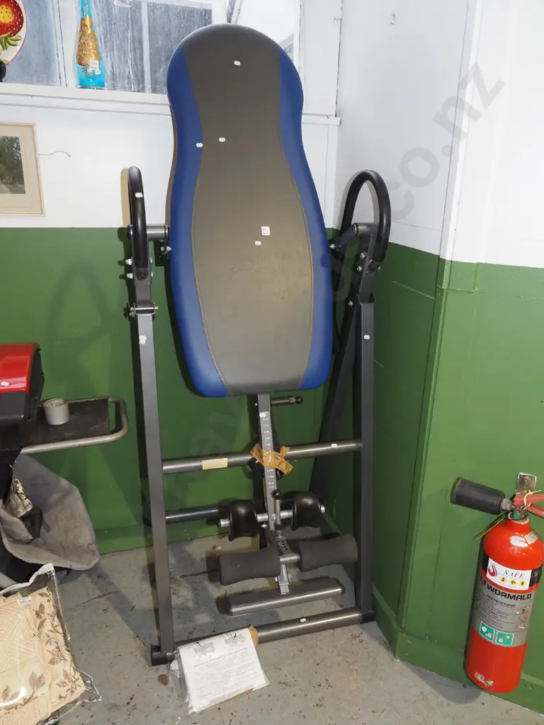 teeter inversion table Image 1++