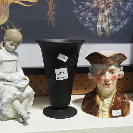 toby jug, figurine, black ceramic vase