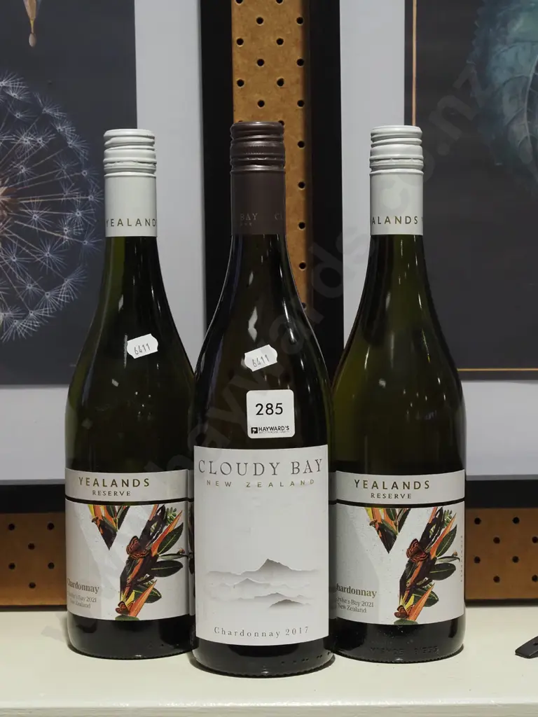 2x bottles of Yealands Reserve chardonnay 2021, Cloudy Bay chardonnay 2017 Image 1++