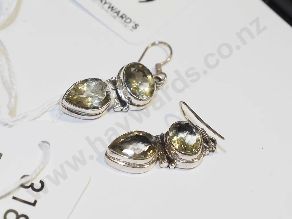 pair of citrine sterling silver earrings Image 1++
