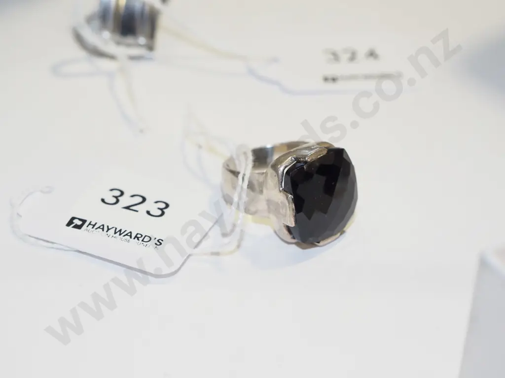large faceted onyx sterling silver ring Image 1++
