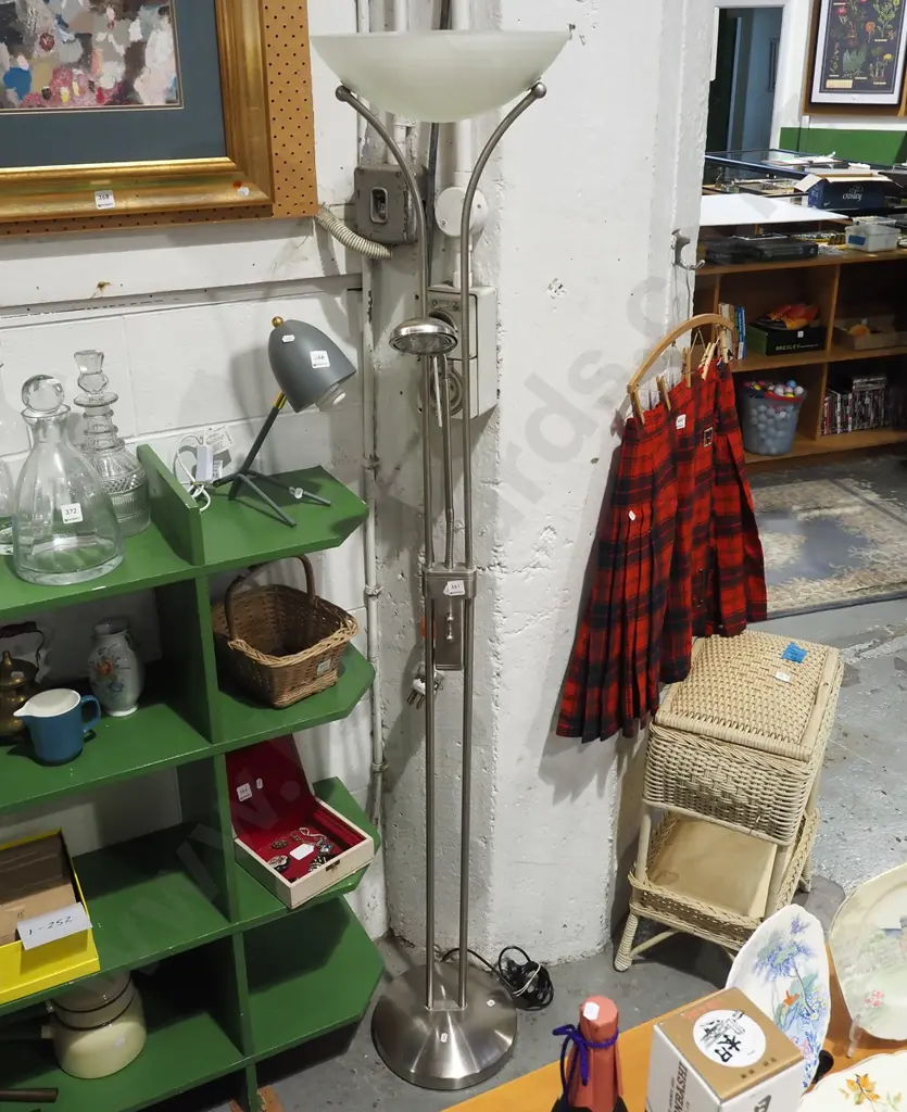 modern adjustable standard lamp Image 1++