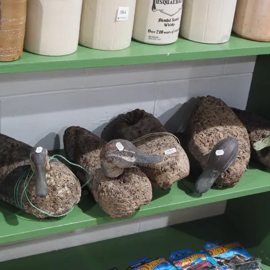 5x cork duck decoys - 1 missing head