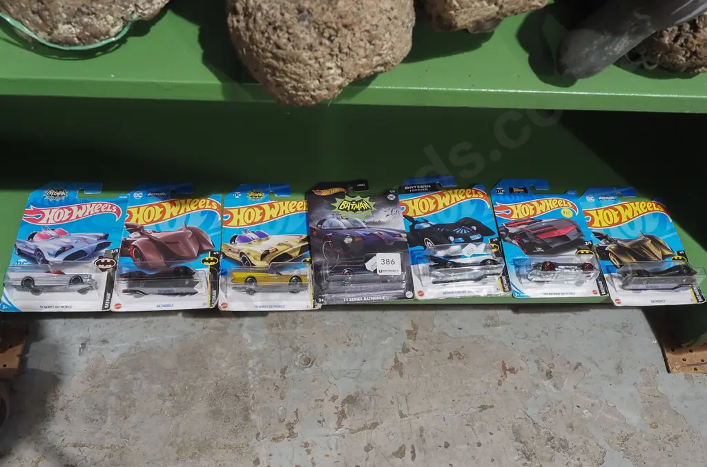 7x as new carded Hotwheels vehicles Image 1++