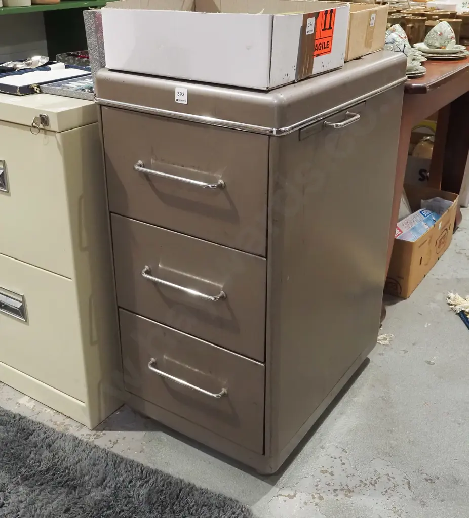 deco 3 drawer filing cabinet with chrome handles and pull out side tray Image 1++
