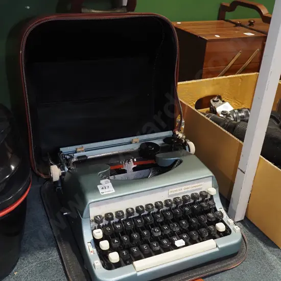 Imperial portable typewritwer