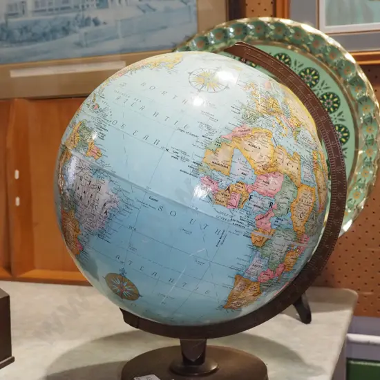 world globe H380