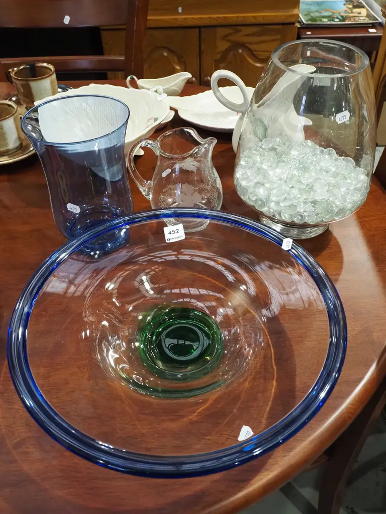 large glass bowl, 2x glass vases, grape etched jug Image 1++