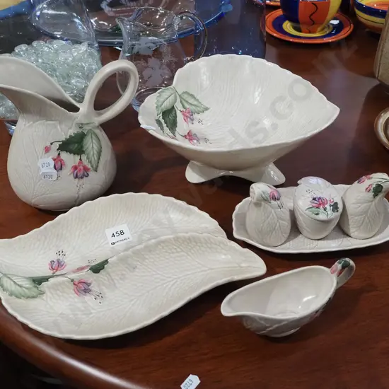 Corwn Devon leaf dish, bowl, jug etc