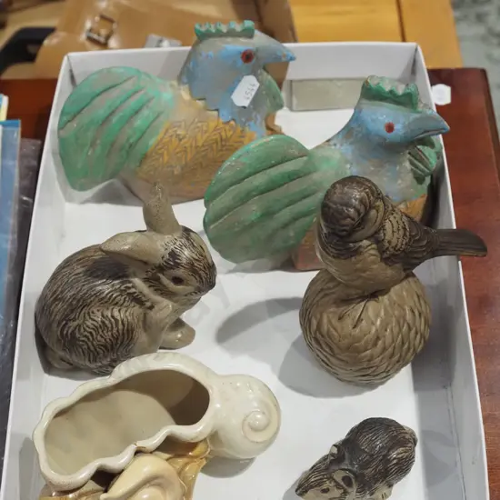 box of animal figurines, small Hornsea seashell themed vase