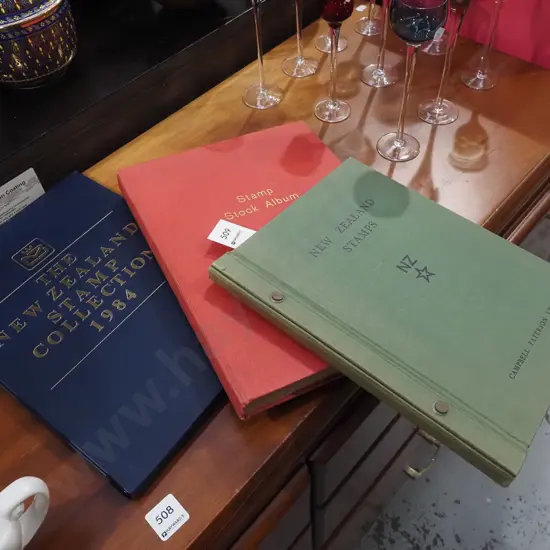 2x stamp albums, 1984 NZ stamp collection