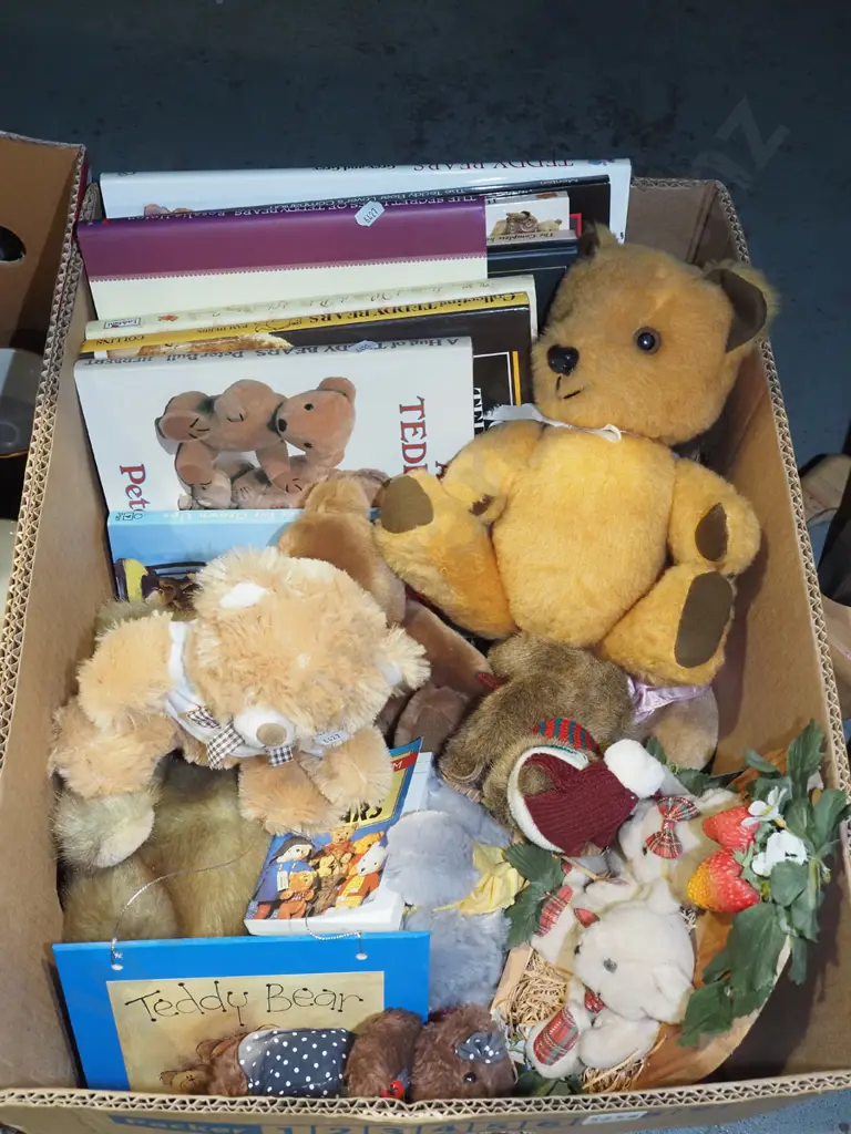 box; teddy bears, books and ornaments Image 1++
