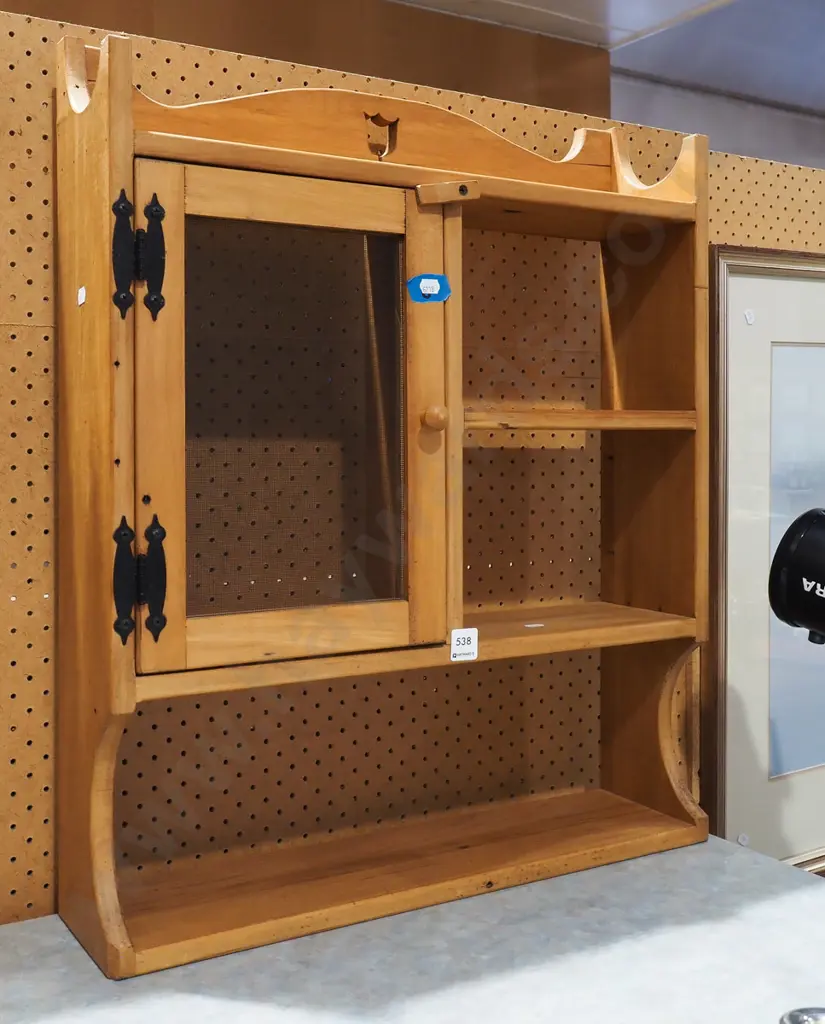 rimu wall shelves with light mesh door H670 W545 Image 1++