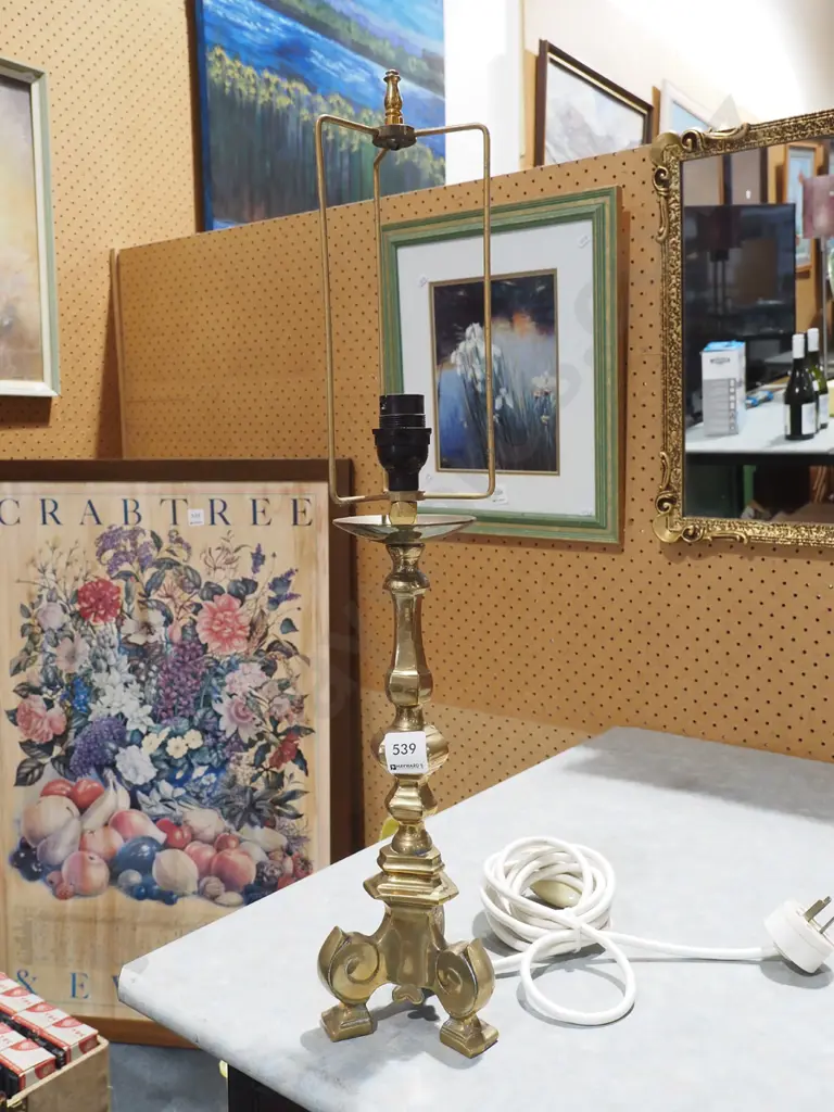 brass table lamp base H550 no shade, wiring needs attention Image 1++