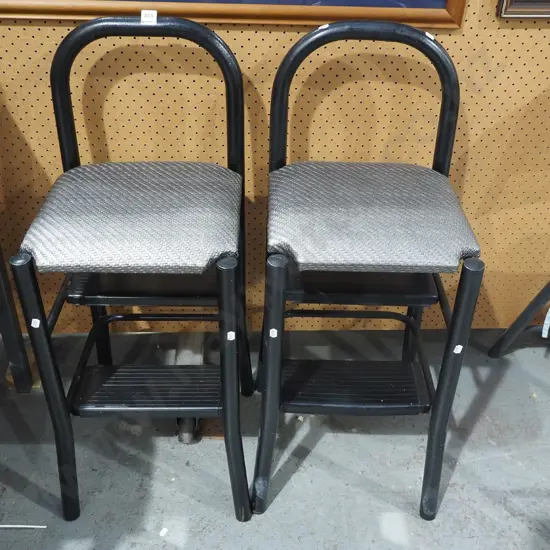 2x kitchen step stools