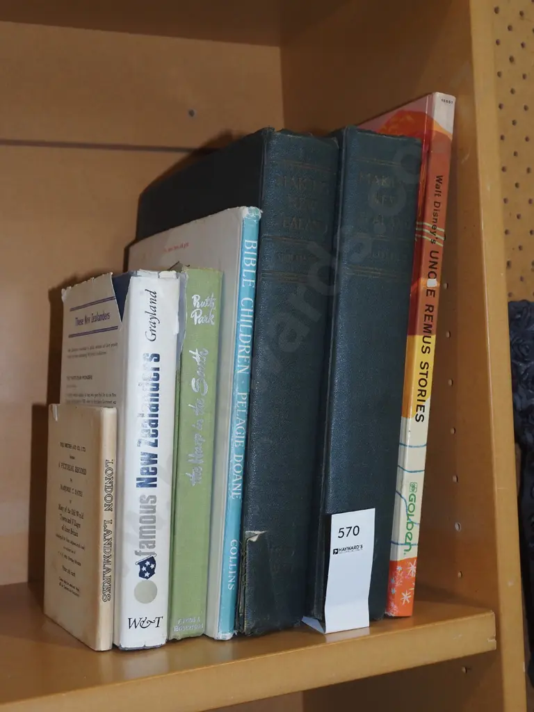 various books Image 1++