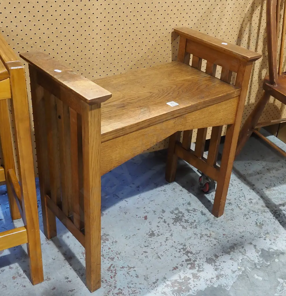 oak piano stool Image 1++